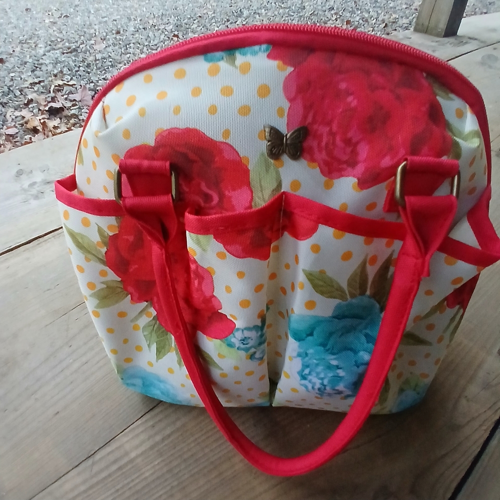 The Pioneer Woman Red and Blue Floral Baby Bag